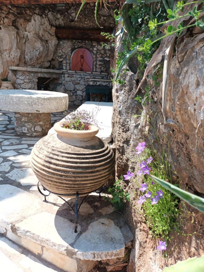 Aphrodite'S Maisonette On Corfu Island バルバティ エクステリア 写真