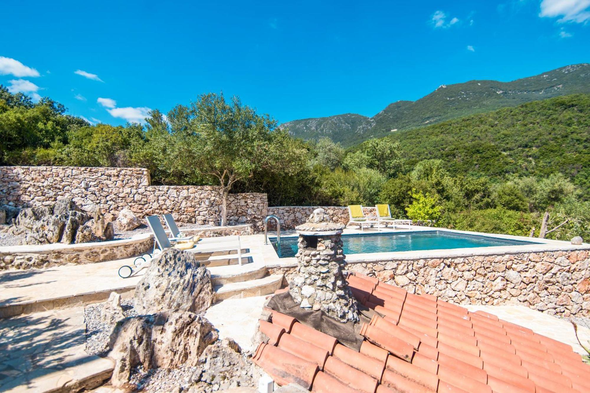 Aphrodite'S Maisonette On Corfu Island バルバティ エクステリア 写真